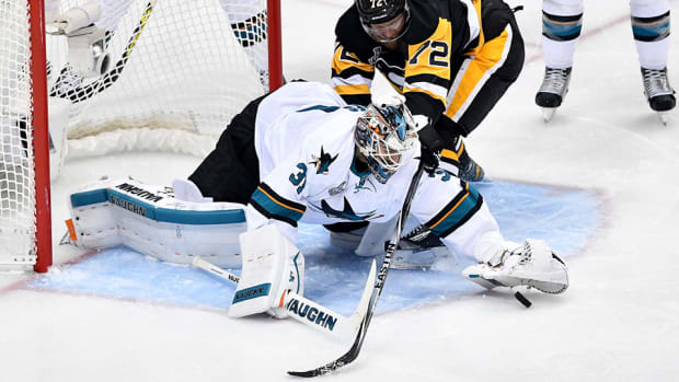 martin-jones-nhl-three-stars-san-jose-sharks-pittsburgh-penguins-melker-karlsson-logan-couture.jpg